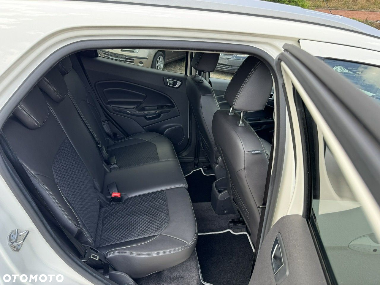 Ford EcoSport - 17