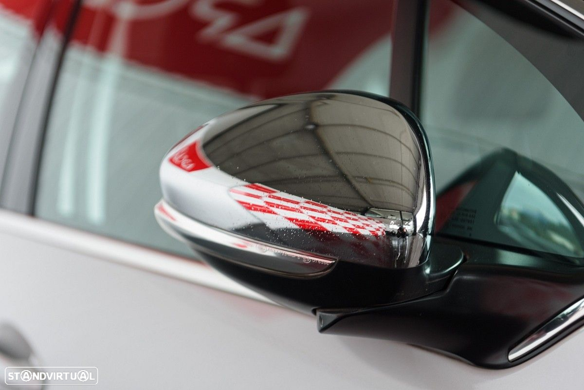 Peugeot 208 1.2 PureTech Allure - 16