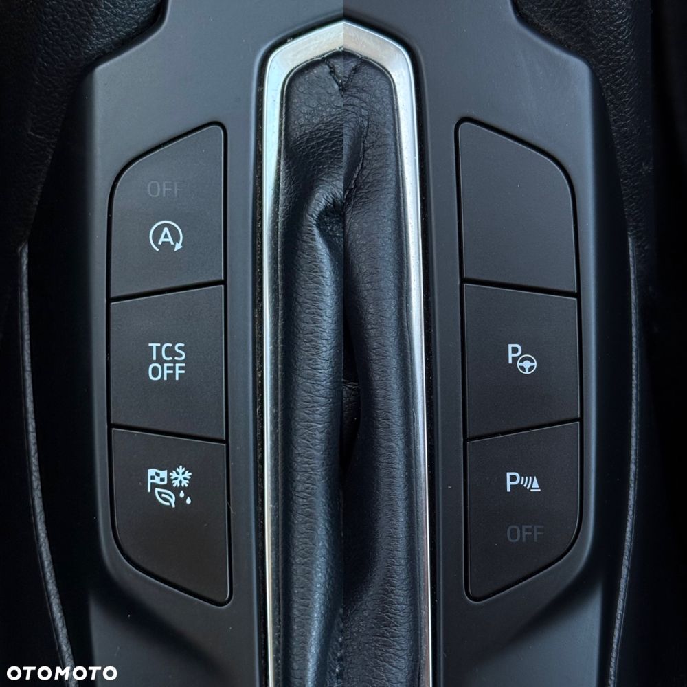 Ford Focus 1.5 EcoBlue Connected - 24