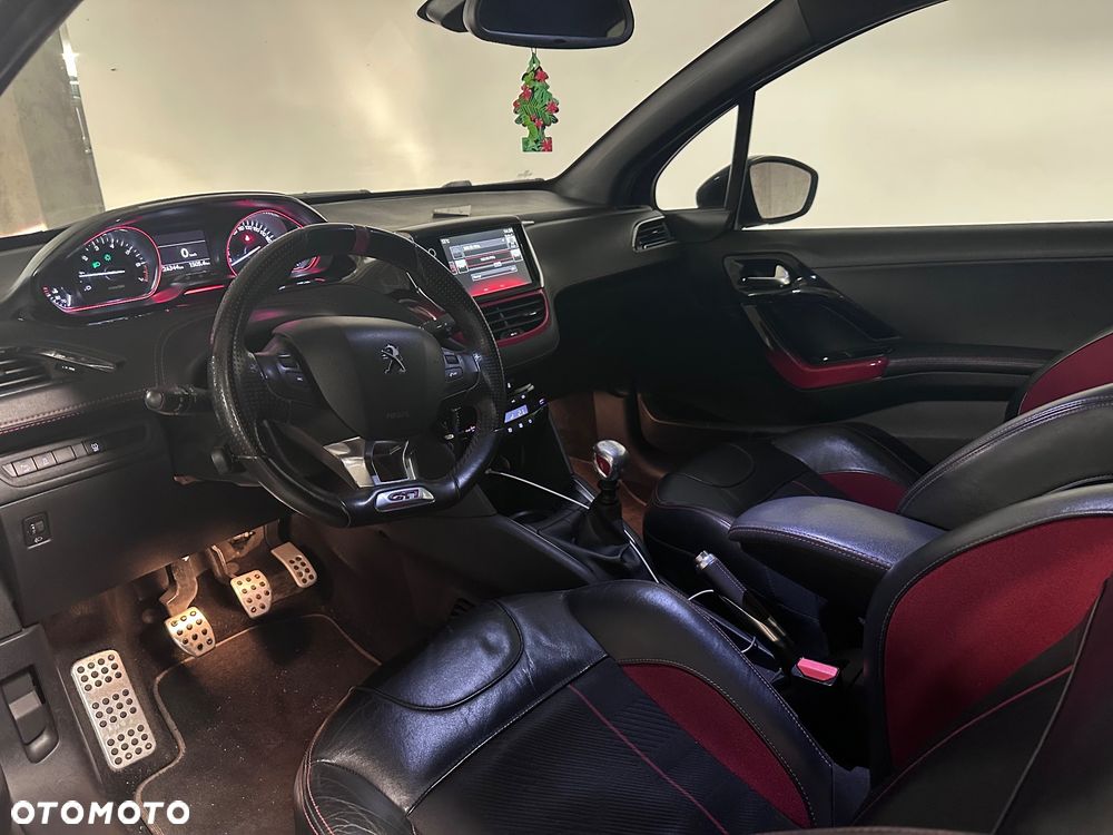 Peugeot 208 1.6 THP GTi - 6