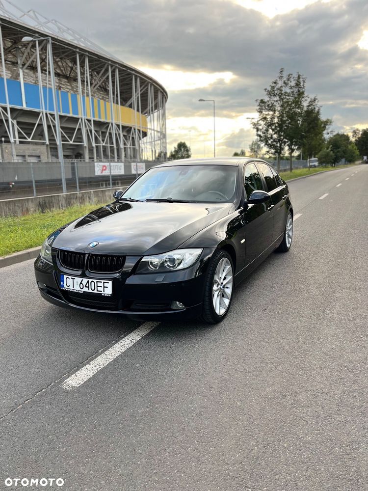 BMW Seria 3 318d - 2