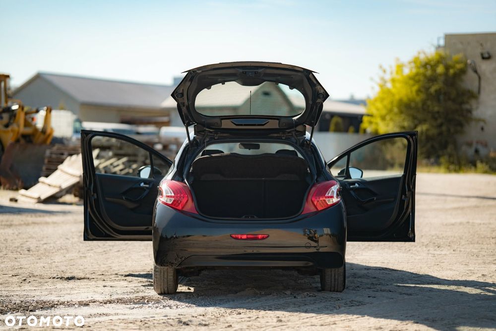 Peugeot 208 1.2 PureTech Active - 9