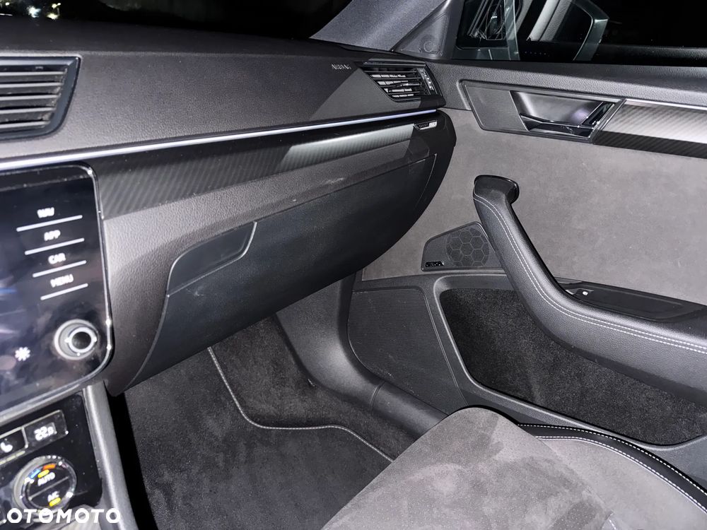 Skoda Superb 2.0 TSI 4x4 Sportline DSG - 25