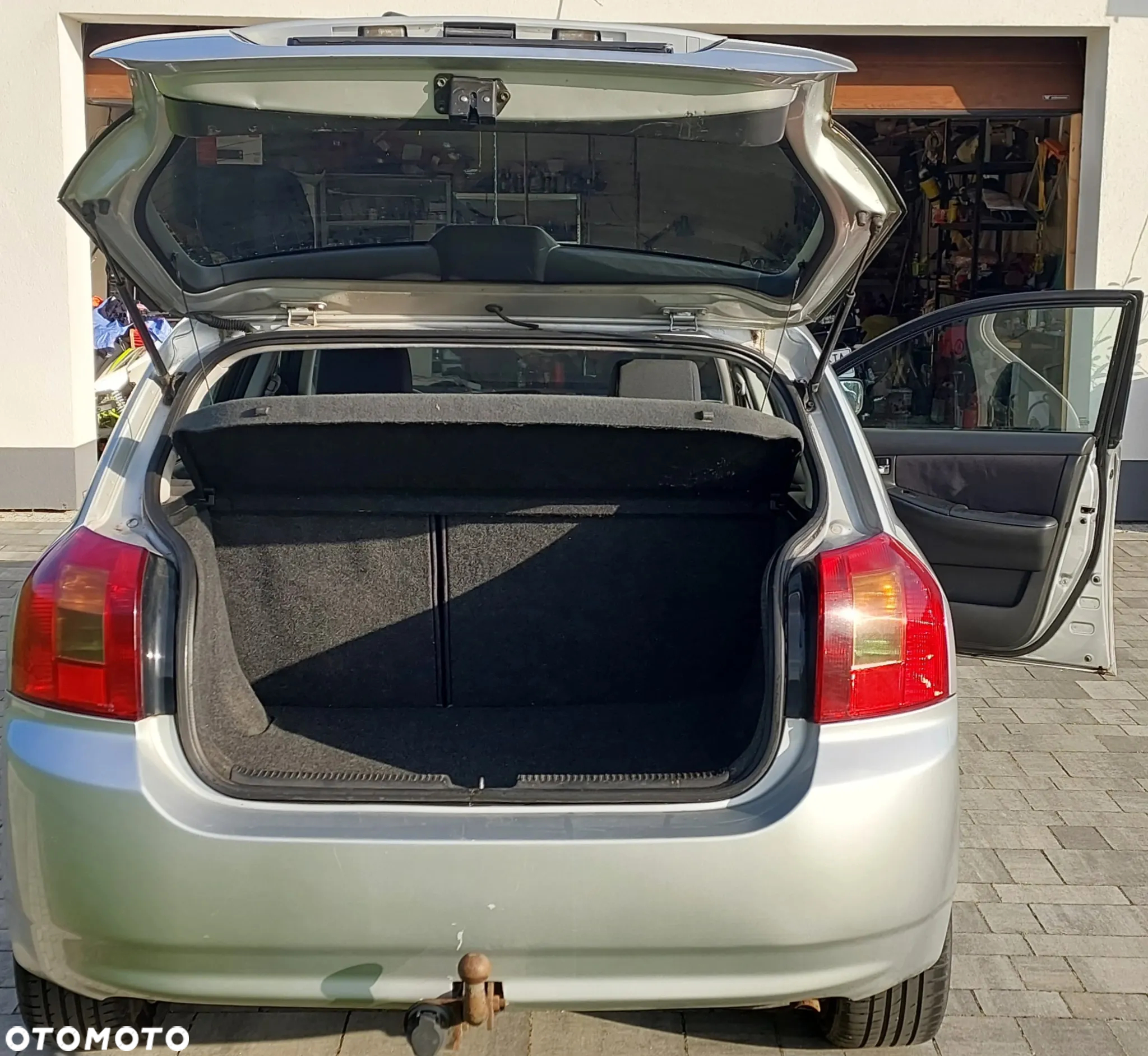 Toyota Corolla 2.0 D-4D Base - 4