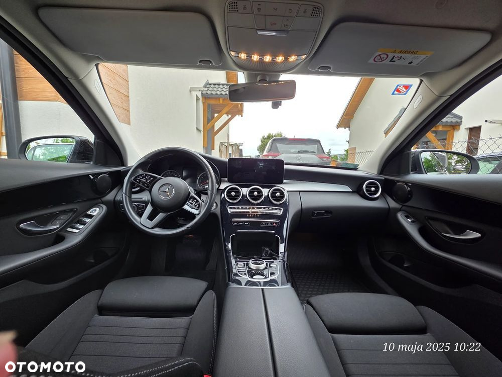Mercedes-Benz Klasa C 180 9G-TRONIC - 11