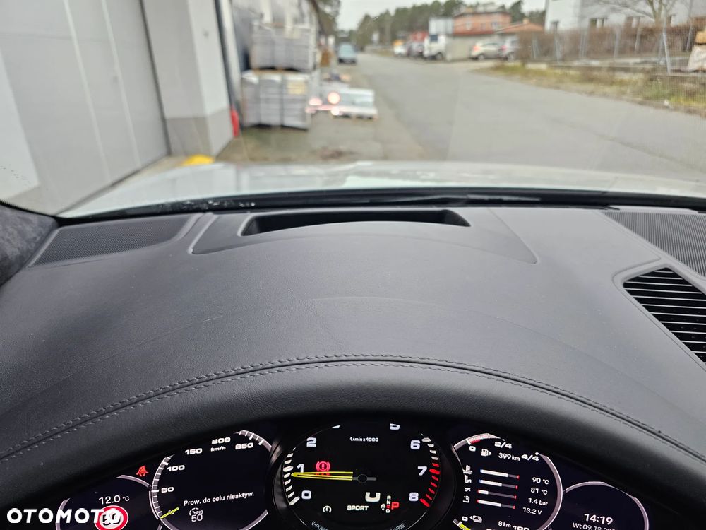 Porsche Cayenne E-Hybrid Tiptronic S - 27