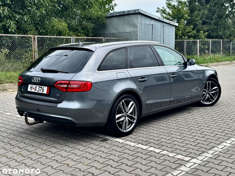 Audi A4 Avant 2.0 TDI DPF Attraction - 12