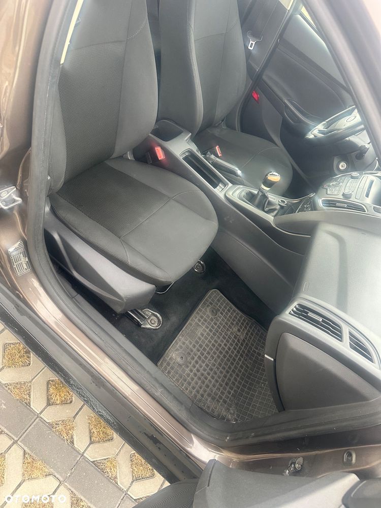 Ford Focus - 17