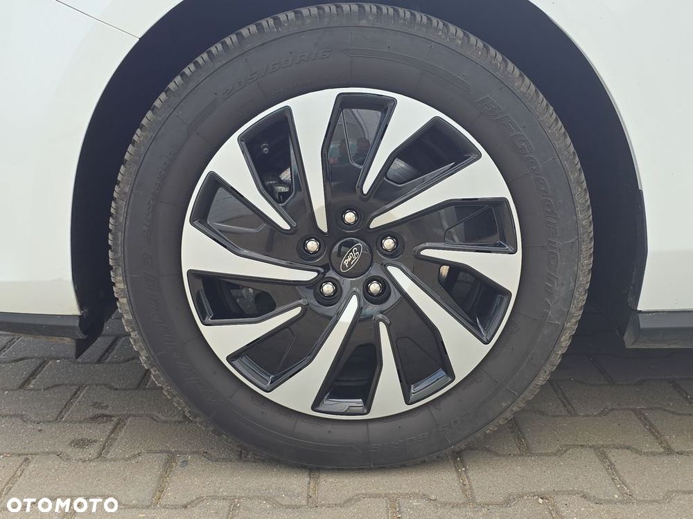 Ford Focus 1.0 EcoBoost Titanium - 23