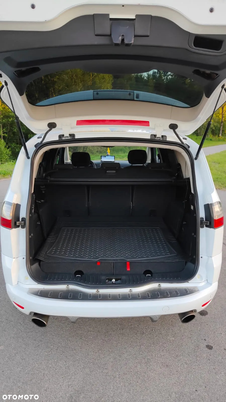Ford S-Max 2.5 Titanium - 25