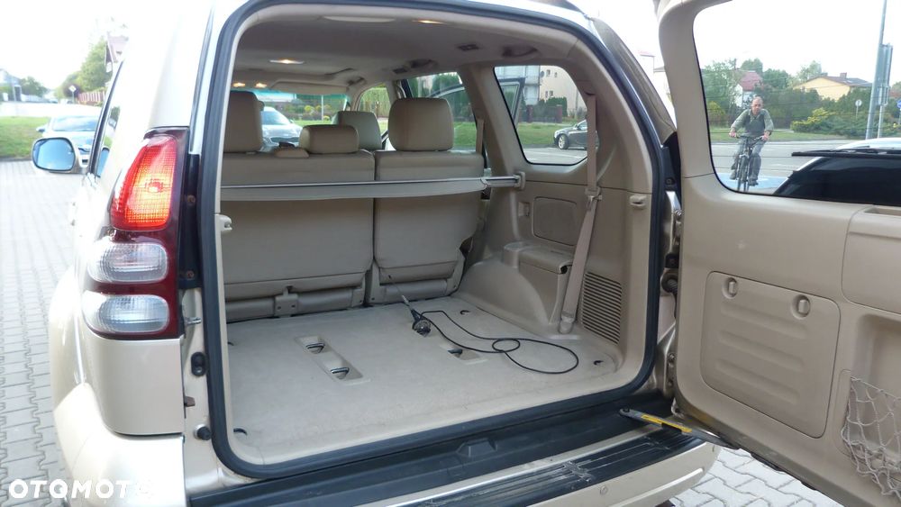 Toyota Land Cruiser 3.0 D Sol Platinium - 26