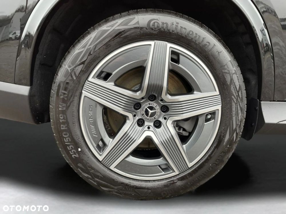 Mercedes-Benz GLC - 9