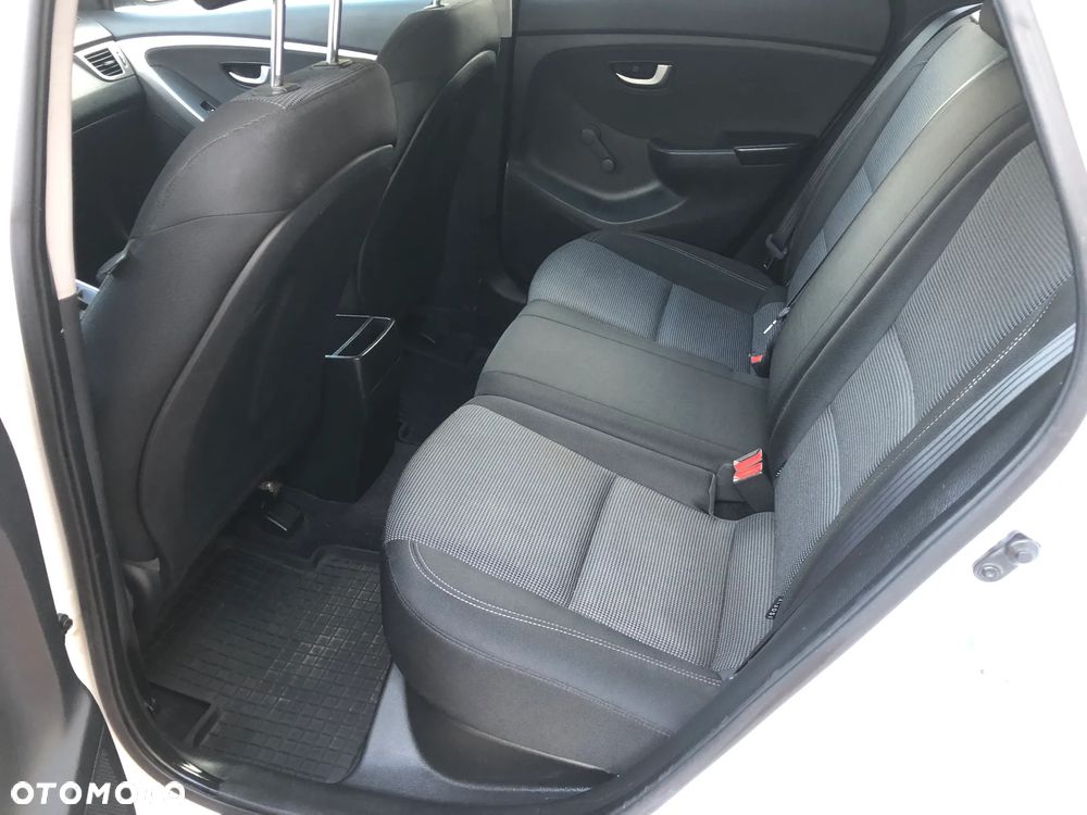 Hyundai i30 1.4 Classic - 10