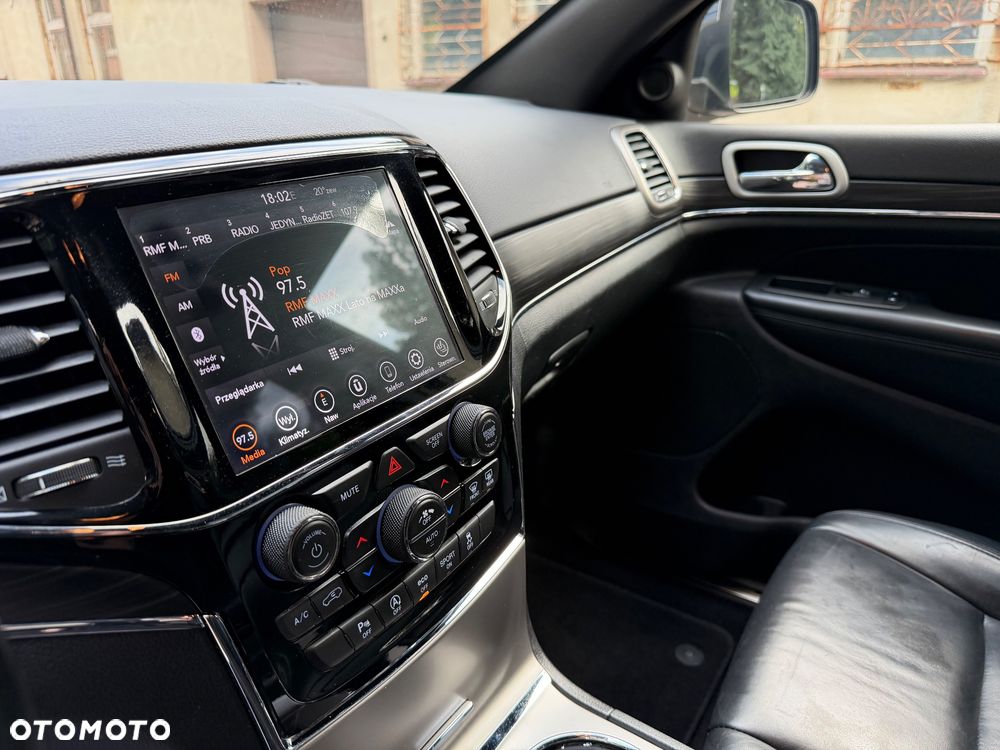 Jeep Grand Cherokee 3.6 V6 Limited - 24