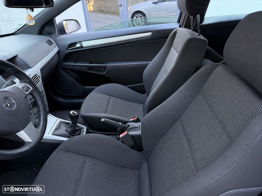Opel Astra GTC 1.7 CDTI - 9