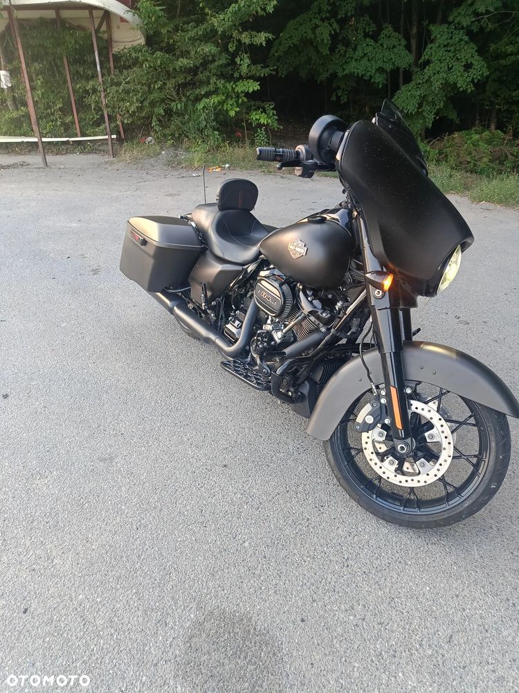 Harley-Davidson Touring Street Glide - 10