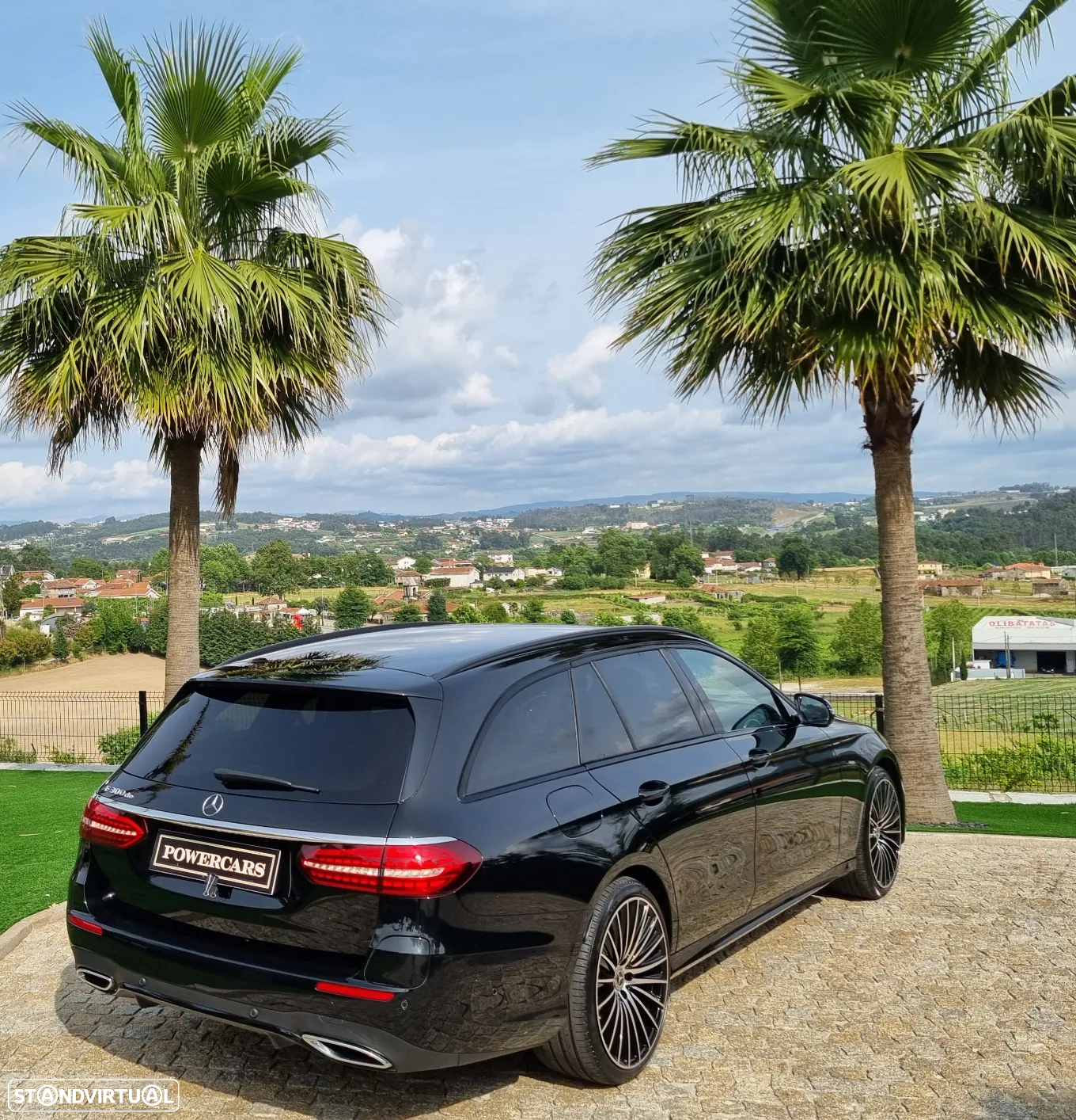 Mercedes-Benz E 300 de - 13