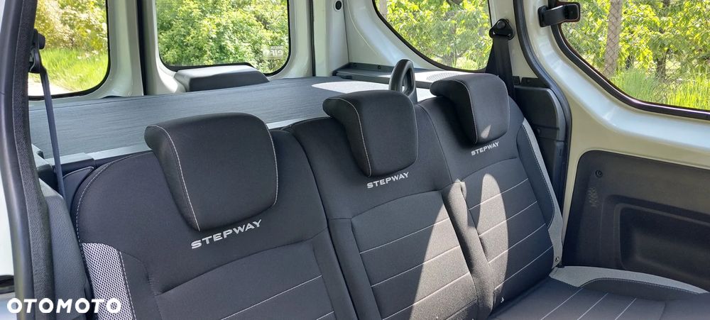 Dacia Dokker SCe 100 Stepway - 10