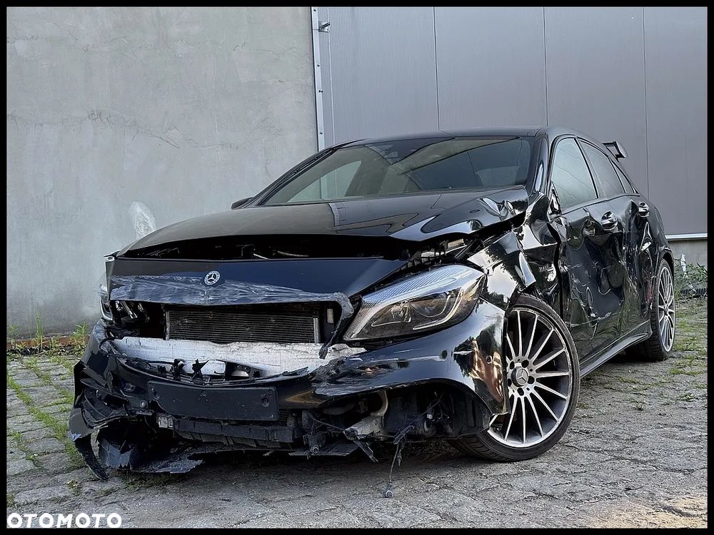 Mercedes-Benz Klasa A 45 AMG 4-Matic - 1