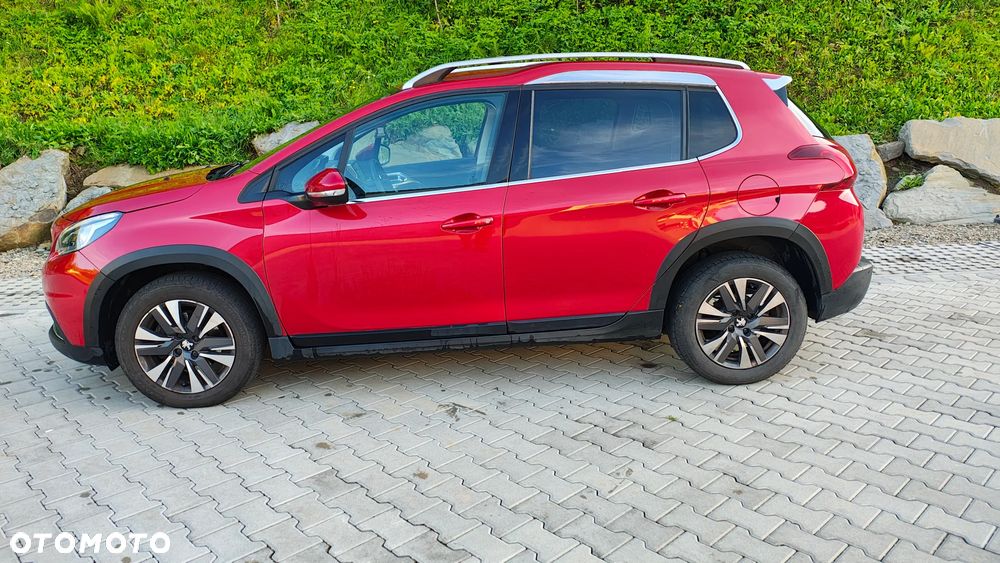 Peugeot 2008 PureTech 130 Stop&Start EAT6 Signature - 33