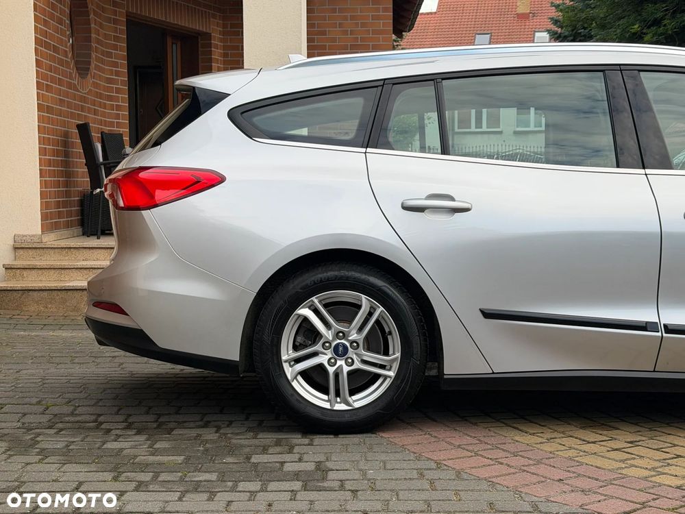 Ford Focus 1.5 EcoBlue Start-Stopp-System COOL&CONNECT - 3