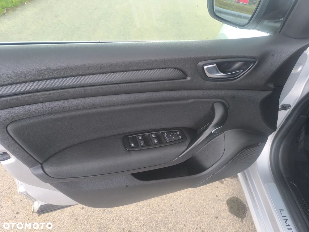 Renault Megane 1.3 TCe FAP Limited EDC - 16