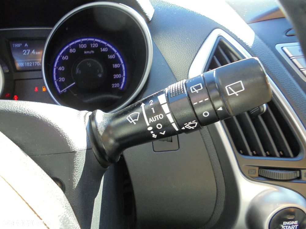 Hyundai ix35 2.0 CRDi Premium 2WD - 26