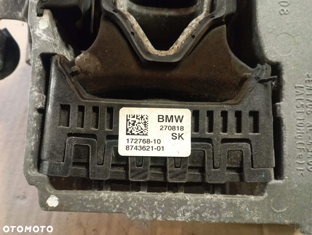 BMW F46 2.0 D ŁAPA PODUSZKA SILNIKA 8743621 - 4