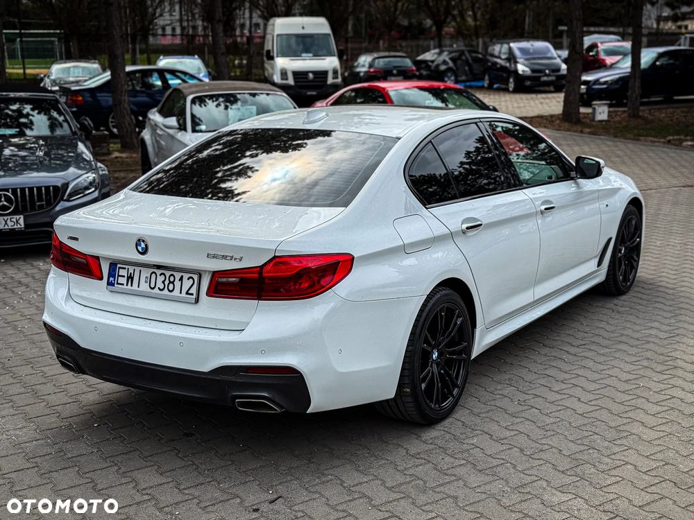 BMW Seria 5 520d xDrive M Sport Edition - 6