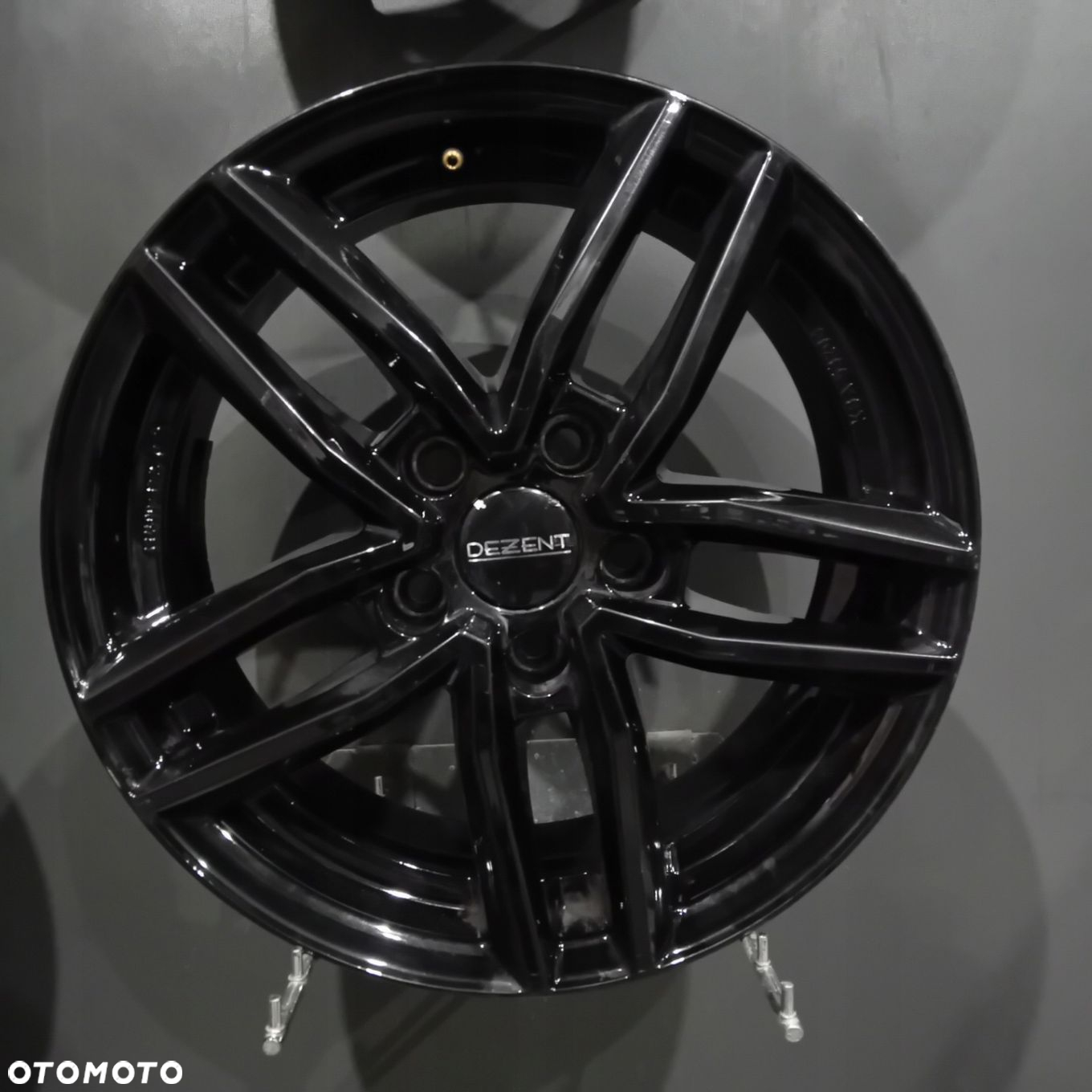 Felgi 16 5x112 Skoda Octavia III, VW Golf VII F504674-25 - 3