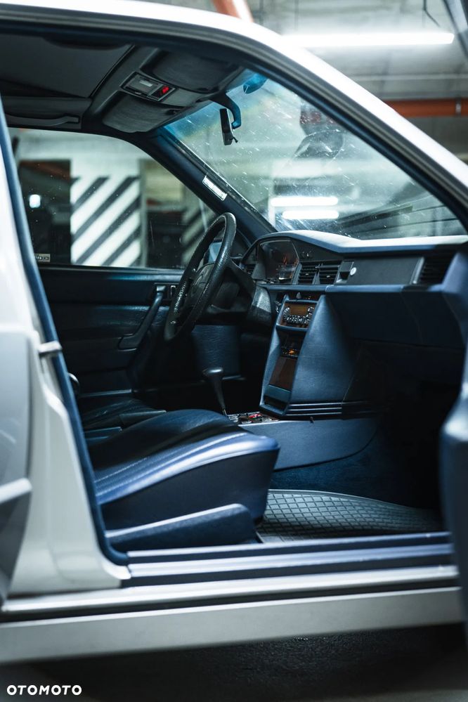 Mercedes-Benz W201 (190) - 16