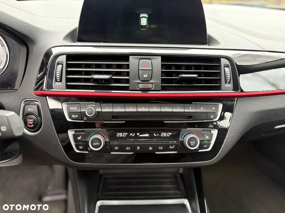 BMW Seria 1 118i Sport Line - 20