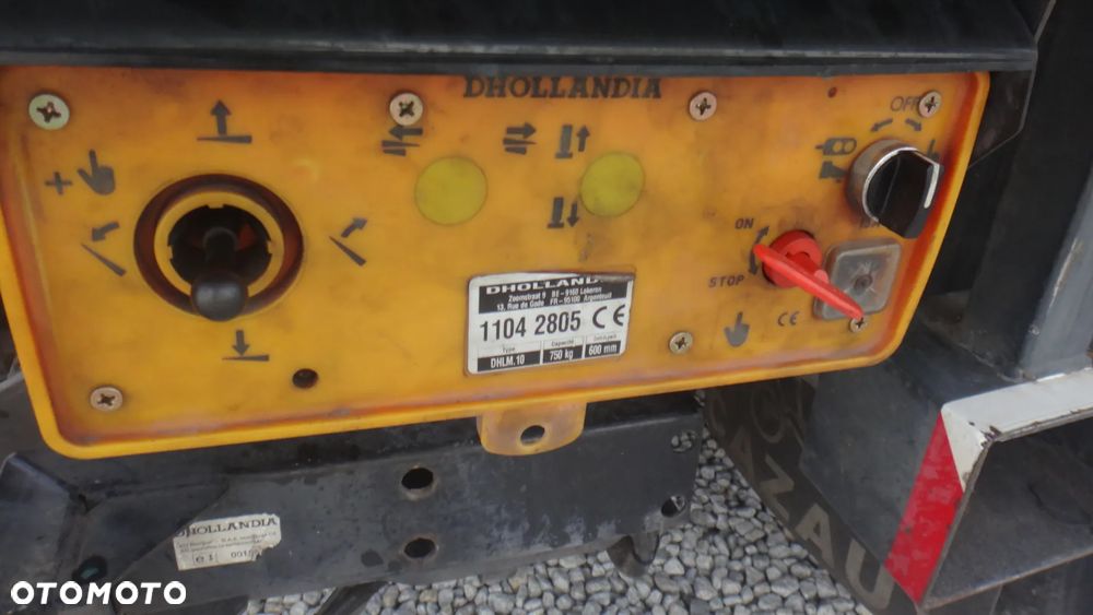 Renault Maxity - 8