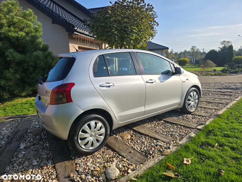 Toyota Yaris 1.4 D-4D Sol - 5