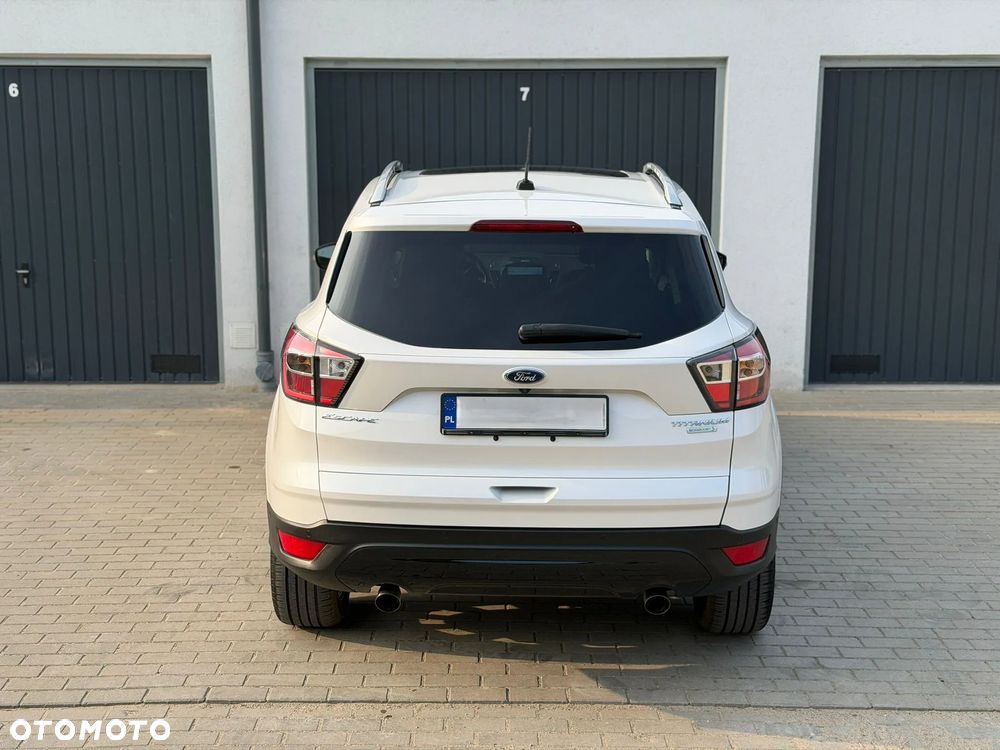 Ford Kuga - 9
