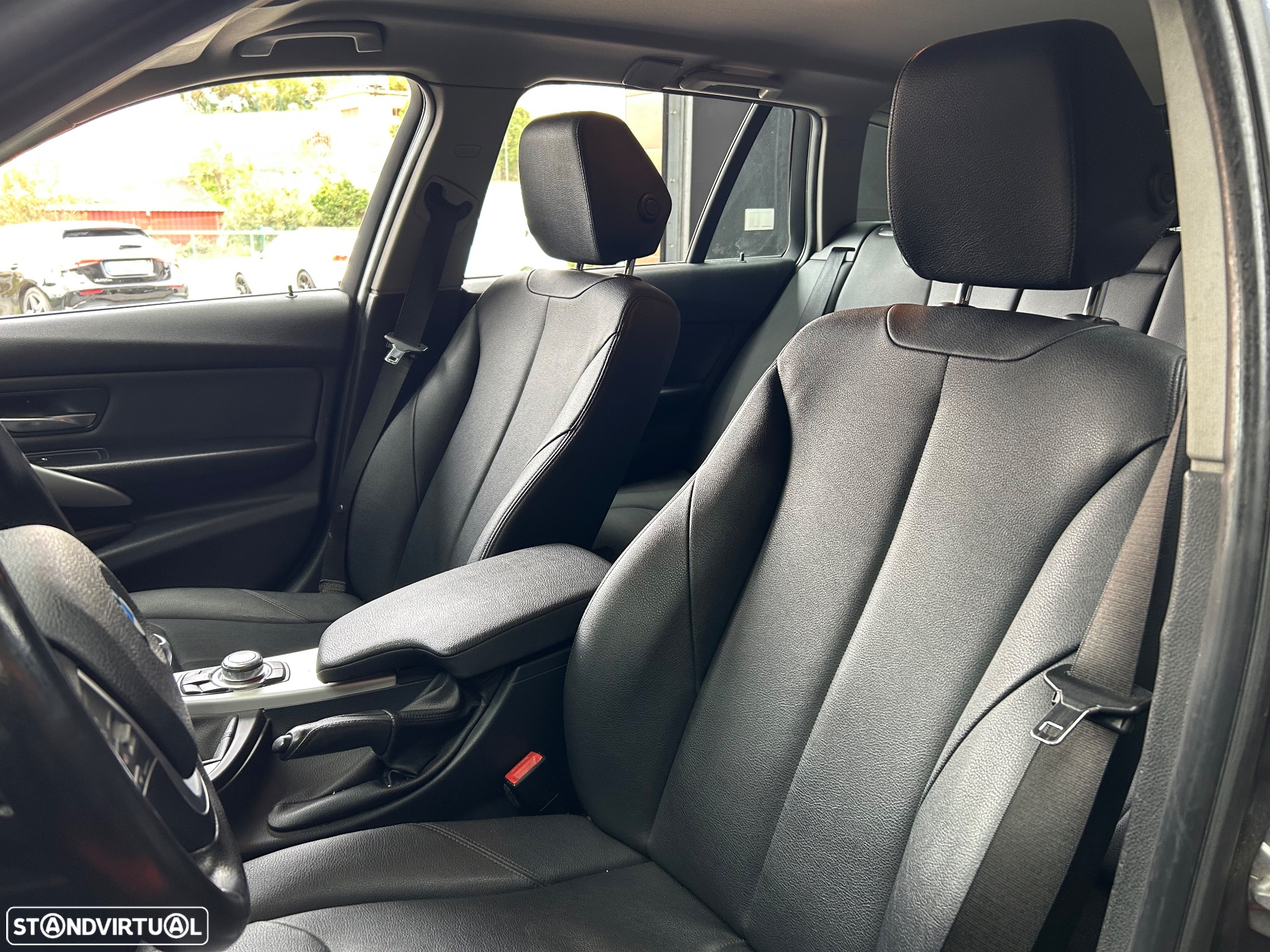 BMW 318 d Touring Navigation - 31