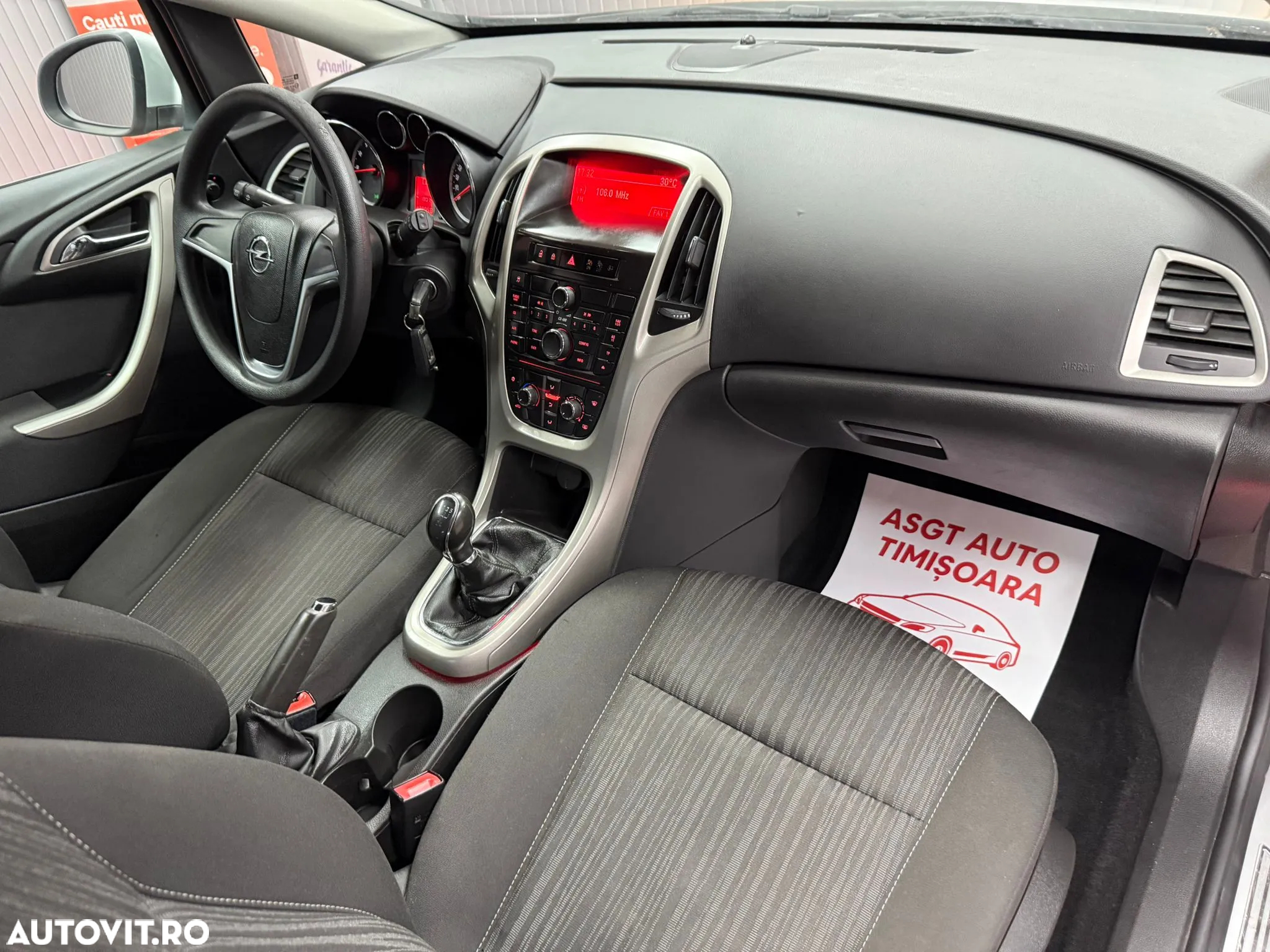 Opel Astra 1.6 - 10