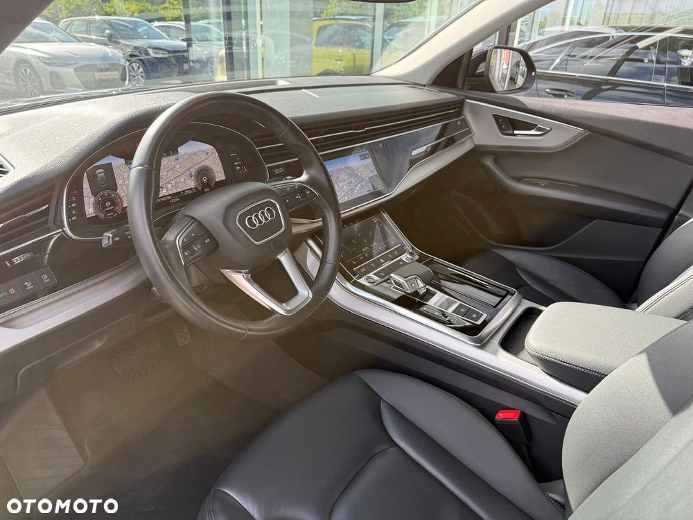 Audi Q8 - 13