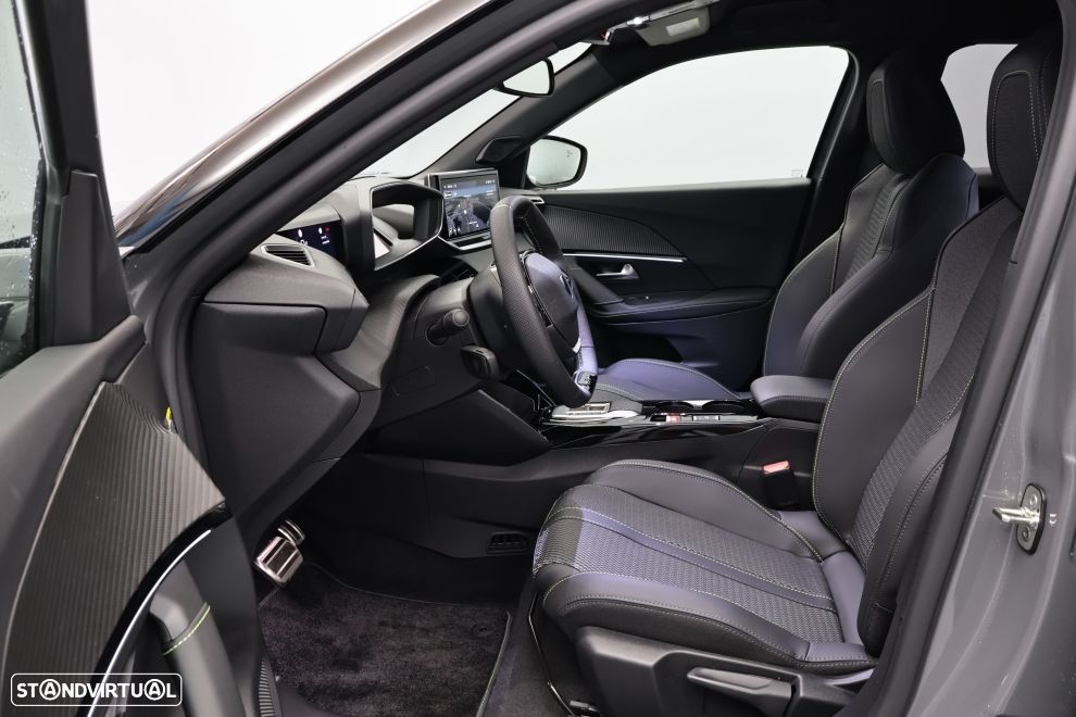 Peugeot e-2008 54 kWh GT - 23