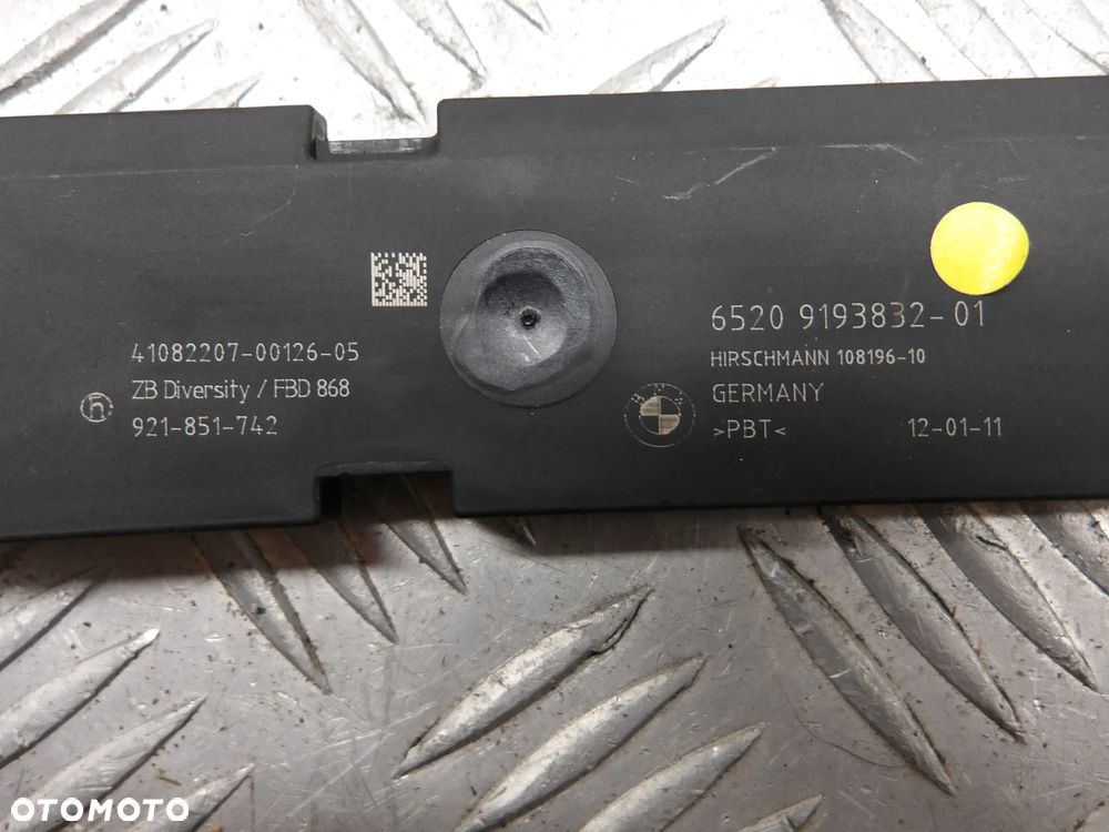 BMW E60 LIFT 07-10 WZMACNIACZ ANTENOWY 9193832 - 4