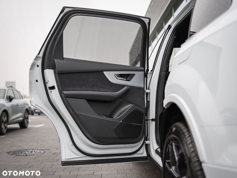 Audi Q7 - 36