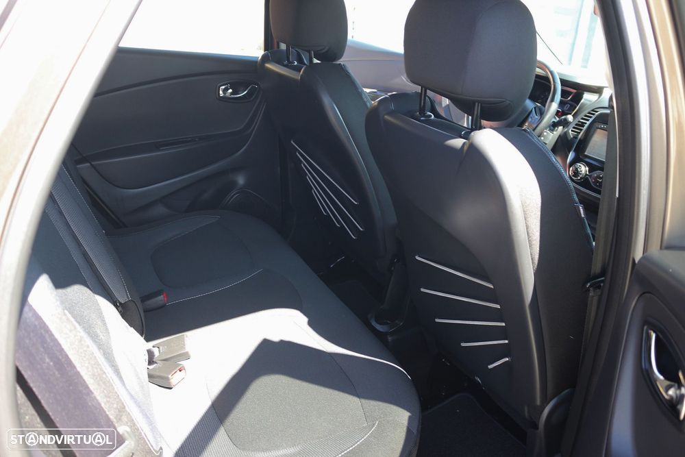 Renault Captur 1.5 dCi Exclusive - 35