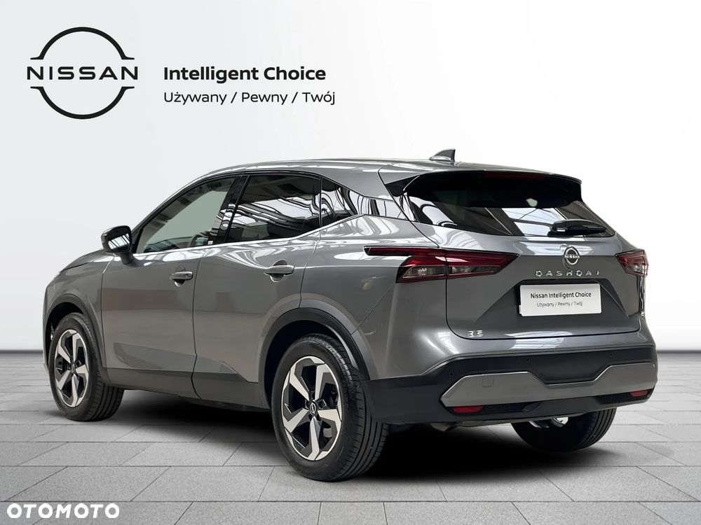 Nissan Qashqai 1.3 DIG-T MHEV 4x4 N-Connecta Xtronic - 4