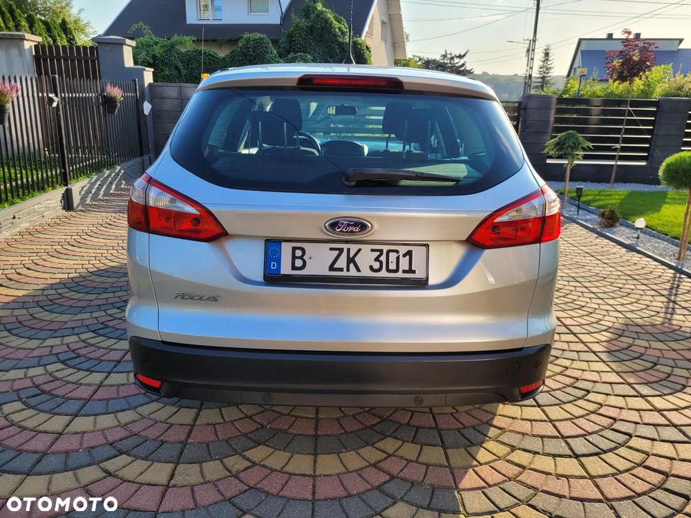 Ford Focus 1.6 Ambiente Start - 6