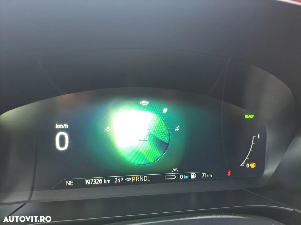 Ford Kuga 2.5 Duratec PHEV ST Line - 32