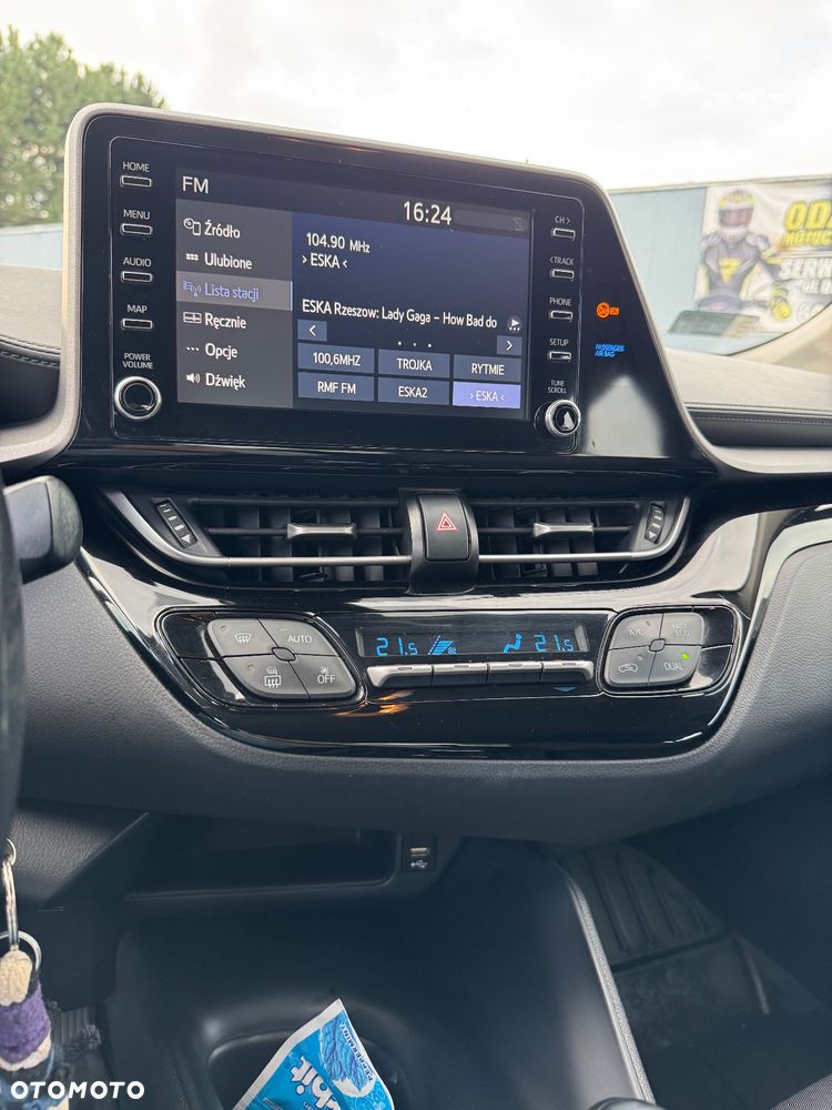Toyota C-HR 1.2 T Dynamic - 21