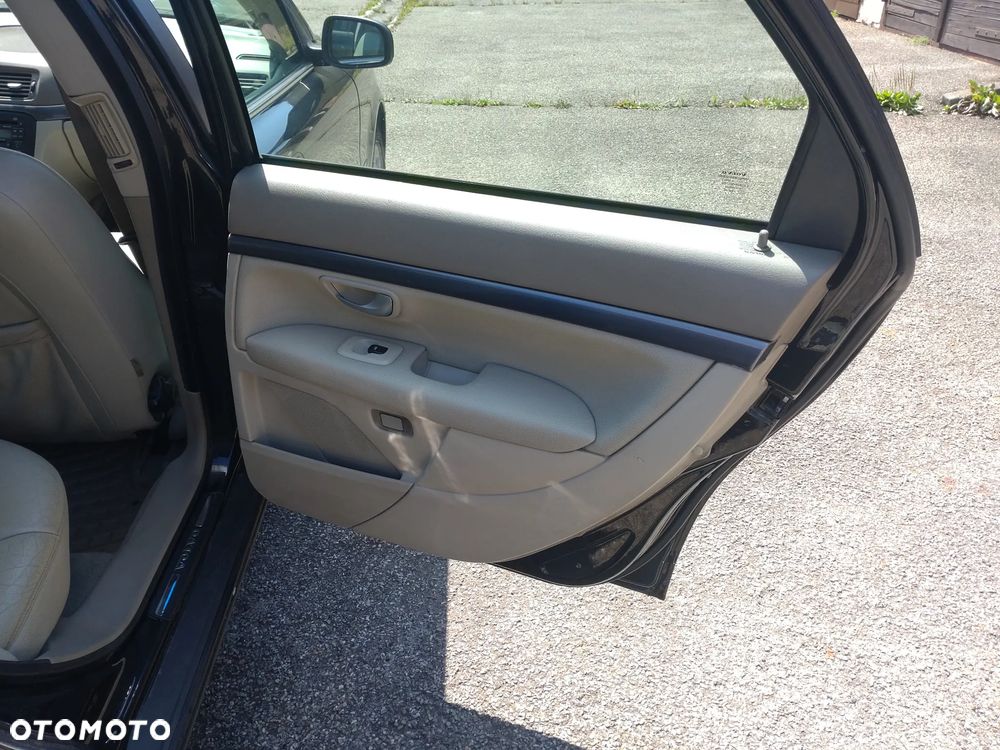 Volvo S80 2.4D5 Black Edition - 19