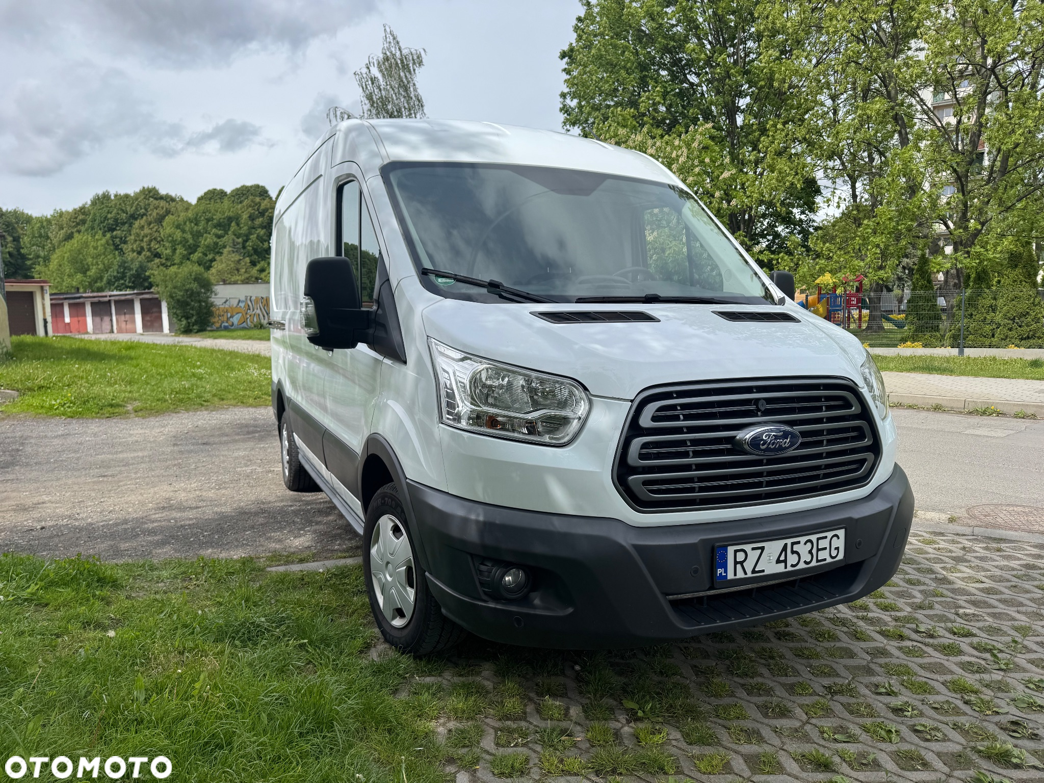 Ford TRANZIT - 2