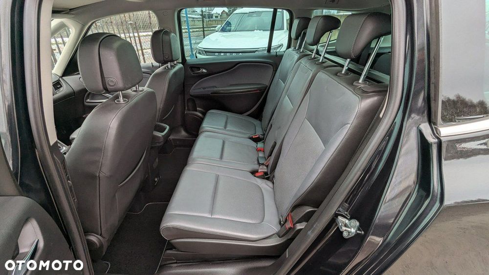 Opel Zafira - 14