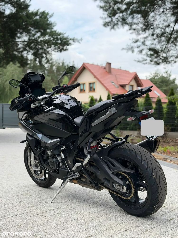 BMW XR - 8